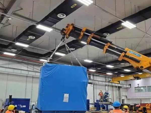乐陵市吊车电话_吊车租赁后在工作中应该留意的安全事